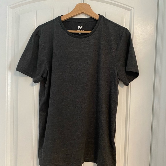 Men’s clothing batch in excellent condition.sizes medium and small - Picture 8 of 10